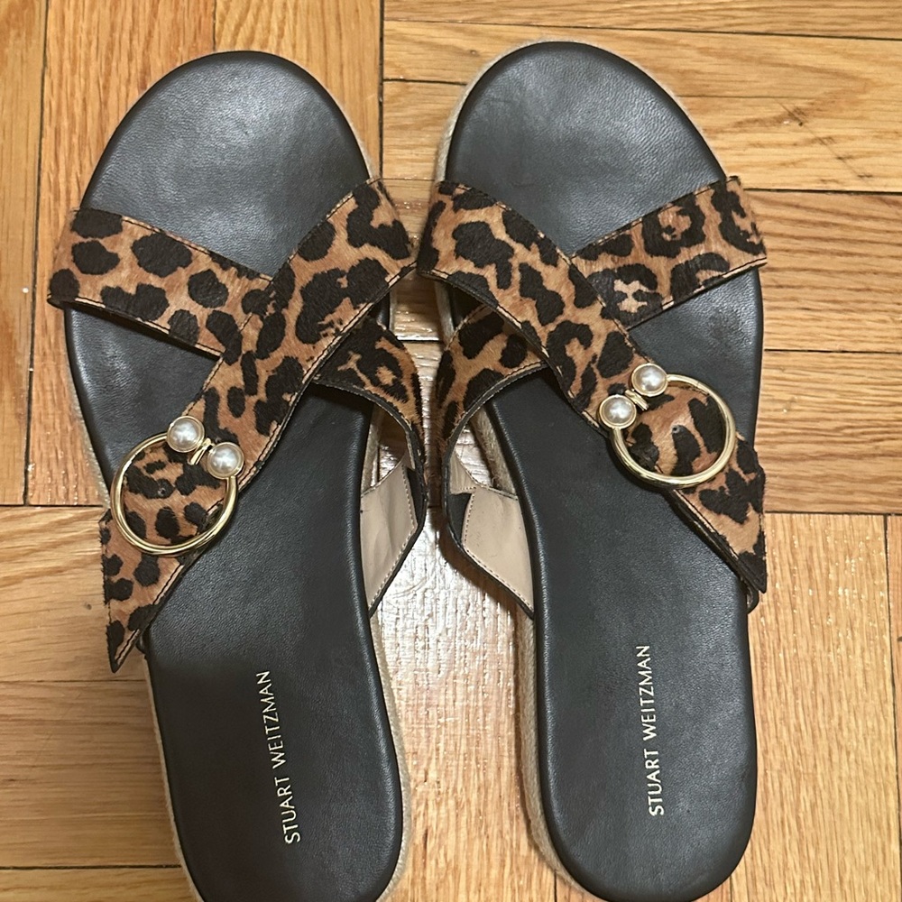 Leopard sandals